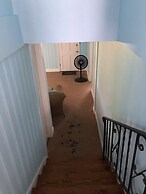 Beach Front On The Bay In Our Rustic, Pet Friendly Cottage 4 Bedroom C