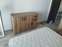 Comfy & Flat, Great Location, Parking