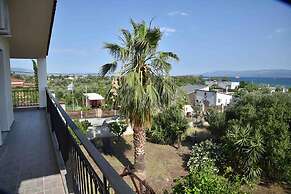 Cozy Home in Eretria