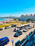 Lawton & Lauriston Court