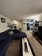 2 BR con patio por el centro comercial