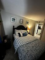 2 BR con patio por el centro comercial