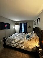 2 BR con patio por el centro comercial