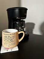 2 BR con patio por el centro comercial