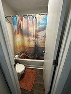 2 BR con patio por el centro comercial