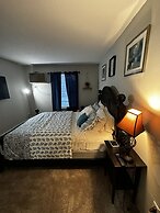 2 BR con patio por el centro comercial