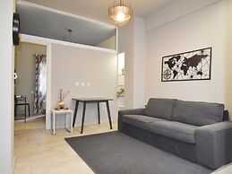 Petite Apartment