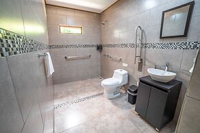 Natüra Hotel Monteverde