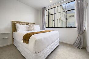 Elegant Living in the City