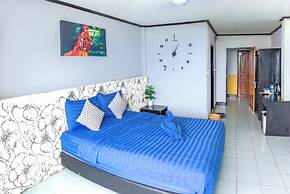 Happy Jomtien - Beachfront