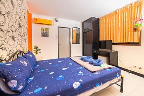 Happy Jomtien - Beachfront