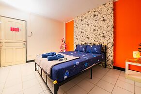 Happy Jomtien - Beachfront