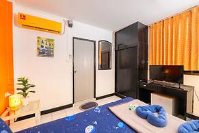 Happy Jomtien - Beachfront