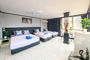 Happy Jomtien - Beachfront