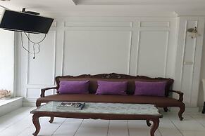 Aora Boutique Hotel Sutthisan