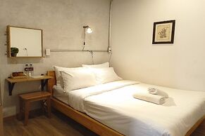 ORA Hostel Bangkok