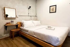 ORA Hostel Bangkok