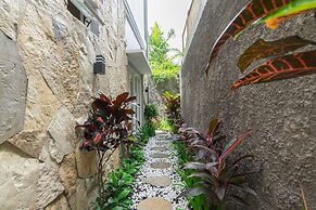 Kamboja Villa By Zuzu