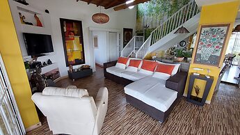 Casa de Campo Con Vista a la Piedra