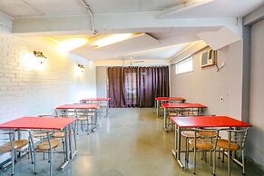 Fabhotel Premium Nest