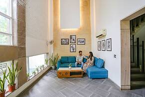 Fabhotel Premium Nest