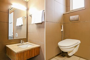 Fabhotel Premium Nest