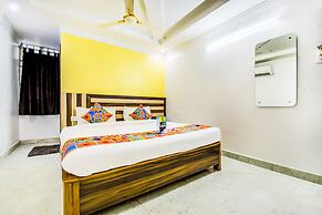Fabhotel Grand Sheela