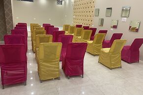 Fabhotel 7Th Crossing