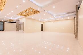 Fabhotel 7Th Crossing