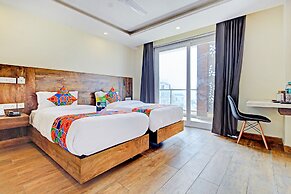 Fabhotel Soft Petals