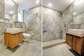 Fabhotel Soft Petals