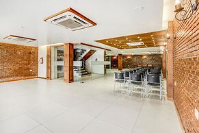 FabHotel Naman Palace