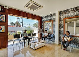 FabHotel Naman Palace