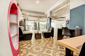 Fabhotel The Sun Suites