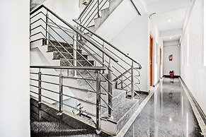 Fabhotel The Sun Suites