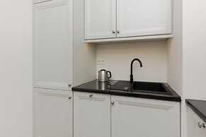 Niemcewicza Apartment by Renters