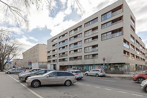 Niemcewicza Apartment by Renters