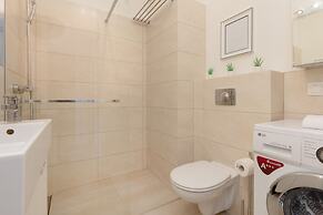 Niemcewicza Apartment by Renters