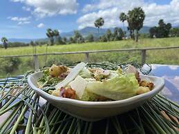 Ganesha Kampot Resort