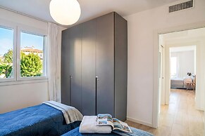 Modern House Apartments