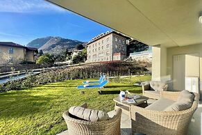 Modern House Apartment 1