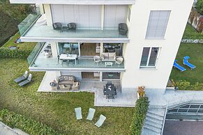 Modern House Apartments