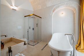 Bayit Charming Place