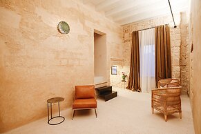 Bayit Charming Place