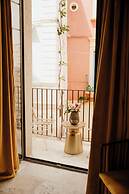 Bayit Charming Place