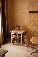 Bayit Charming Place