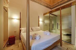 Bayit Charming Place