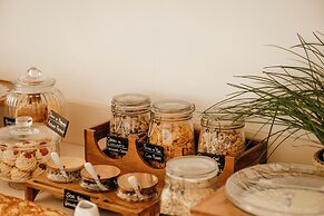 Bayit Charming Place