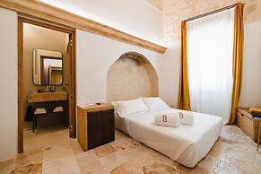 Bayit Charming Place