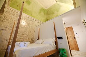 Bayit Charming Place